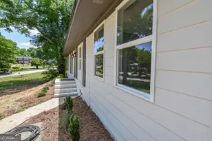 1545 Oakhill Dr, Griffin, GA 30223 - Photo 44