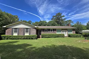 141 Dechene Dr, Thomasville, GA 31757 - Photo 1