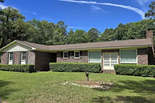 141 Dechene Dr, Thomasville, GA 31757 - Photo 2