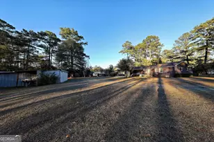 141 Dechene Dr, Thomasville, GA 31757 - Photo 2