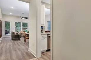 525 Hazelnut Dr, Peachtree City, GA 30269 - Photo 4