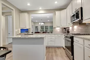525 Hazelnut Dr, Peachtree City, GA 30269 - Photo 12