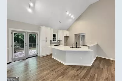 77 Paces Landing Way, Newnan, GA 30263 - Photo 4