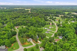 2125 Kirkland Dr, Statham, GA 30666 - Photo 4