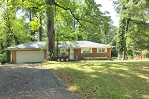 3596 Indian Rock Rd SW, Atlanta, GA 30331 - Photo 2