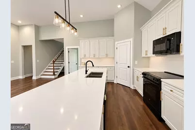 2927 Thornwood Drive, Macon, GA 31204 - Photo 6
