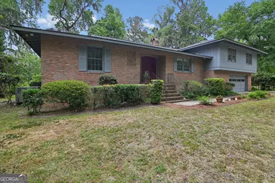 180 Saint Clair Drive, Saint Simons, GA 31522 - Photo 2