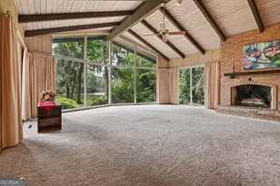180 St Clair Dr, Saint Simons, GA 31522 - Photo 10