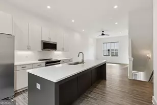 140 Color Cir, Atlanta, GA 30317 - Photo 4