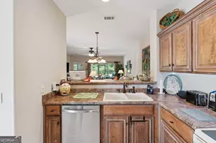 152 Villa Rd, Brunswick, GA 31525 - Photo 8