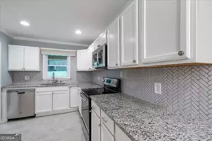 235 Riverside Dr, Athens, GA 30606 - Photo 10