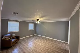 41 W Georgia Ave, Denton, GA 31532 - Photo 10