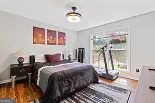 5400 Roswell Rd, Sandy Springs, GA 30342 - Photo 16