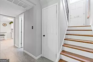 5400 Roswell Rd, Sandy Springs, GA 30342 - Photo 14