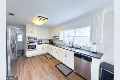 958 Bridgegate Drive NE, Marietta, GA 30068 - Photo 10