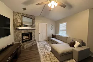 203 McQueen Cir, Saint Marys, GA 31558 - Photo 8