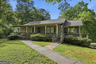 592 Potomac Dr, Tiger, GA 30576 - Photo 2
