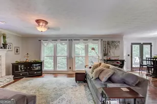 870 Connell Ln, Lawrenceville, GA 30044 - Photo 10