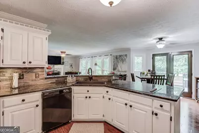 870 Connell Ln, Lawrenceville, GA 30044 - Photo 14
