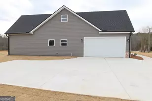 1205 Rocky Creek Rd, Locust Grove, GA 30248 - Photo 2