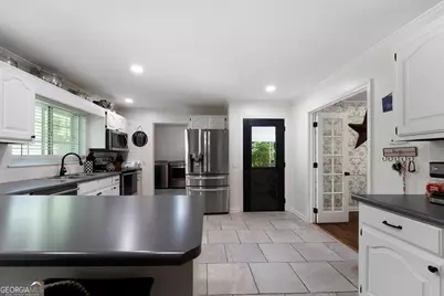 212 Sherwood Drive, Calhoun, GA 30701 - Photo 14