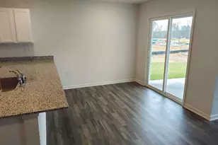 556 Pemberton St, Euharlee, GA 30145 - Photo 4