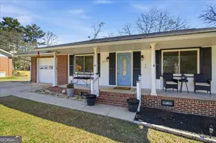210 Laurel St, Griffin, GA 30224 - Photo 2