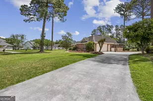 542 E Cardinal Circle, Saint Marys, GA 31558 - Photo 6