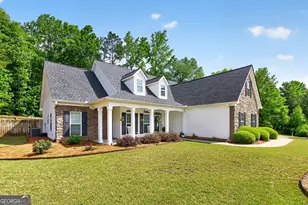 101 Peyton Ct, Senoia, GA 30276 - Photo 4