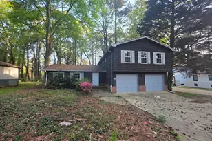 5382 Rockbridge Rd, Stone Mountain, GA 30088 - Photo 2