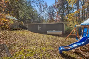 147 Briarwood Dr, Cleveland, GA 30528 - Photo 26