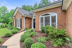 114 Wellington Dr, Lagrange, GA 30241 - Photo 4