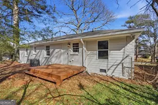 2283 Scotty Cir, Decatur, GA 30032 - Photo 4