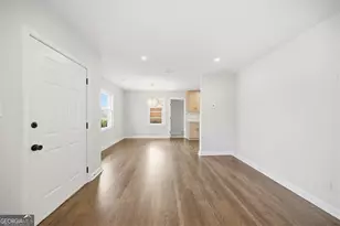2283 Scotty Cir, Decatur, GA 30032 - Photo 8
