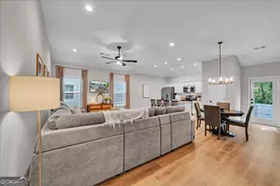 137 Red Tail Cir, Byron, GA 31008 - Photo 6