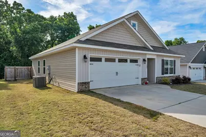 137 Red Tail Circle, Byron, GA 31008 - Photo 2