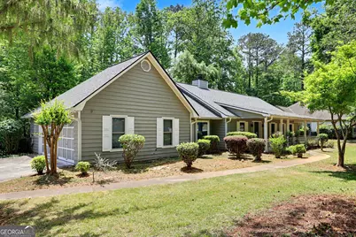 4731 Shadybrook Way SE, Conyers, GA 30094 - Photo 2