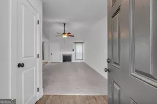 378 Walnut Dr, Hartwell, GA 30643 - Photo 6