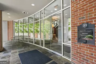 2626 Peachtree Rd NW, Atlanta, GA 30305 - Photo 22