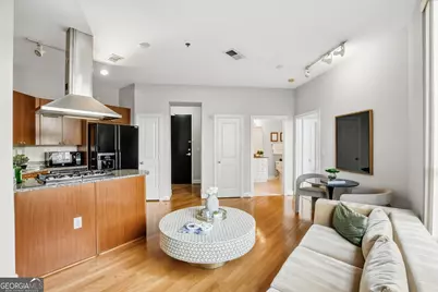 2626 Peachtree Road NW #606, Atlanta, GA 30305 - Photo 2