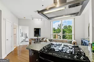 2626 Peachtree Rd NW, Atlanta, GA 30305 - Photo 10