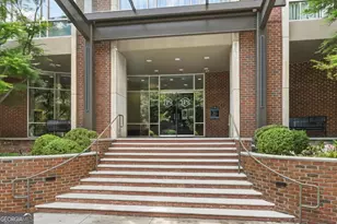 2626 Peachtree Rd NW, Atlanta, GA 30305 - Photo 20