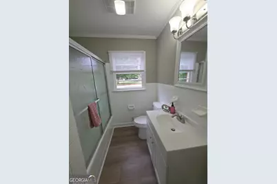360 Pinkney Street, Winder, GA 30680 - Photo 8