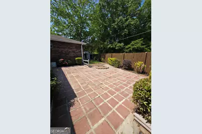 360 Pinkney Street, Winder, GA 30680 - Photo 14