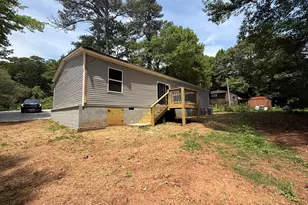 166 Evergreen Dr, Carrollton, GA 30117 - Photo 4