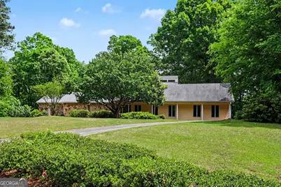 9270 Riverclub Parkway, Duluth, GA 30097 - Photo 10