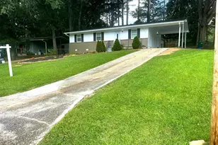 619 SE Inglewood Dr, Smyrna, GA 30080 - Photo 2