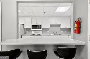 391 Ralph McGill Blvd, Atlanta, GA 30312 - Photo 32