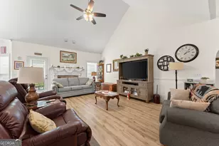 165 Windrose Meadow Ln, Clarkesville, GA 30523 - Photo 8