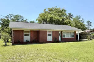 91 Wilson St, Hazlehurst, GA 31539 - Photo 2